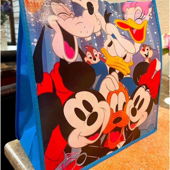 DISNEY 100 REUSABLE BAG NWT - Picture 10 of 11